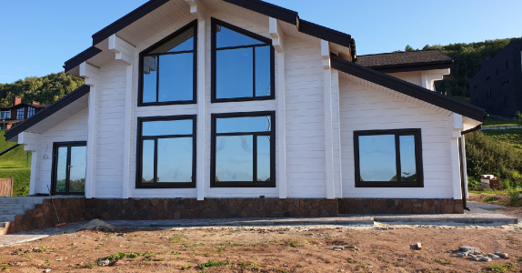 Преимущества деревянных окон перед пластиковыми